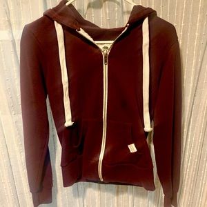 Women’s Hoodie/Zip-Up